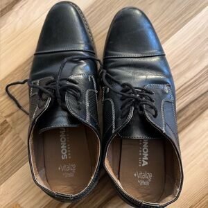 Mens used size 9 shoes